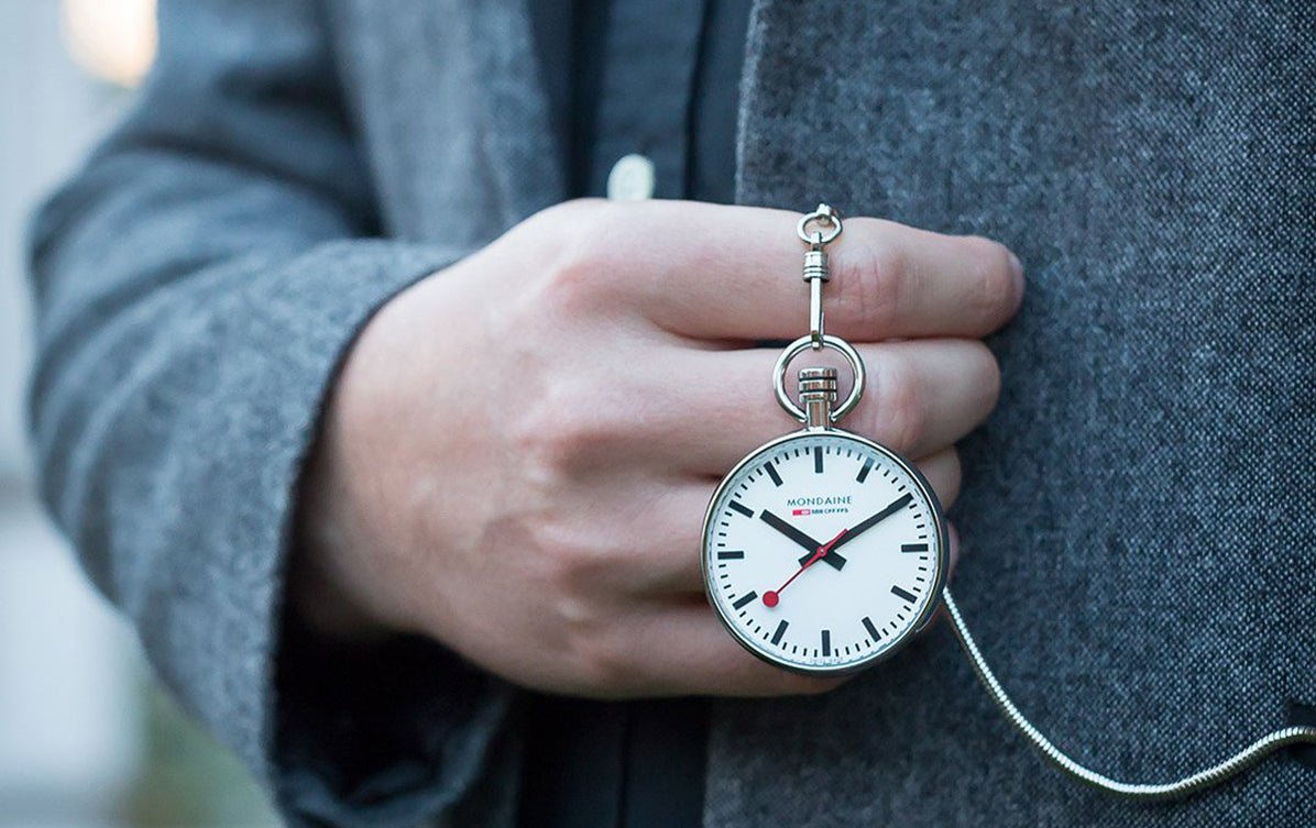 Pocket clearance watch cleaning